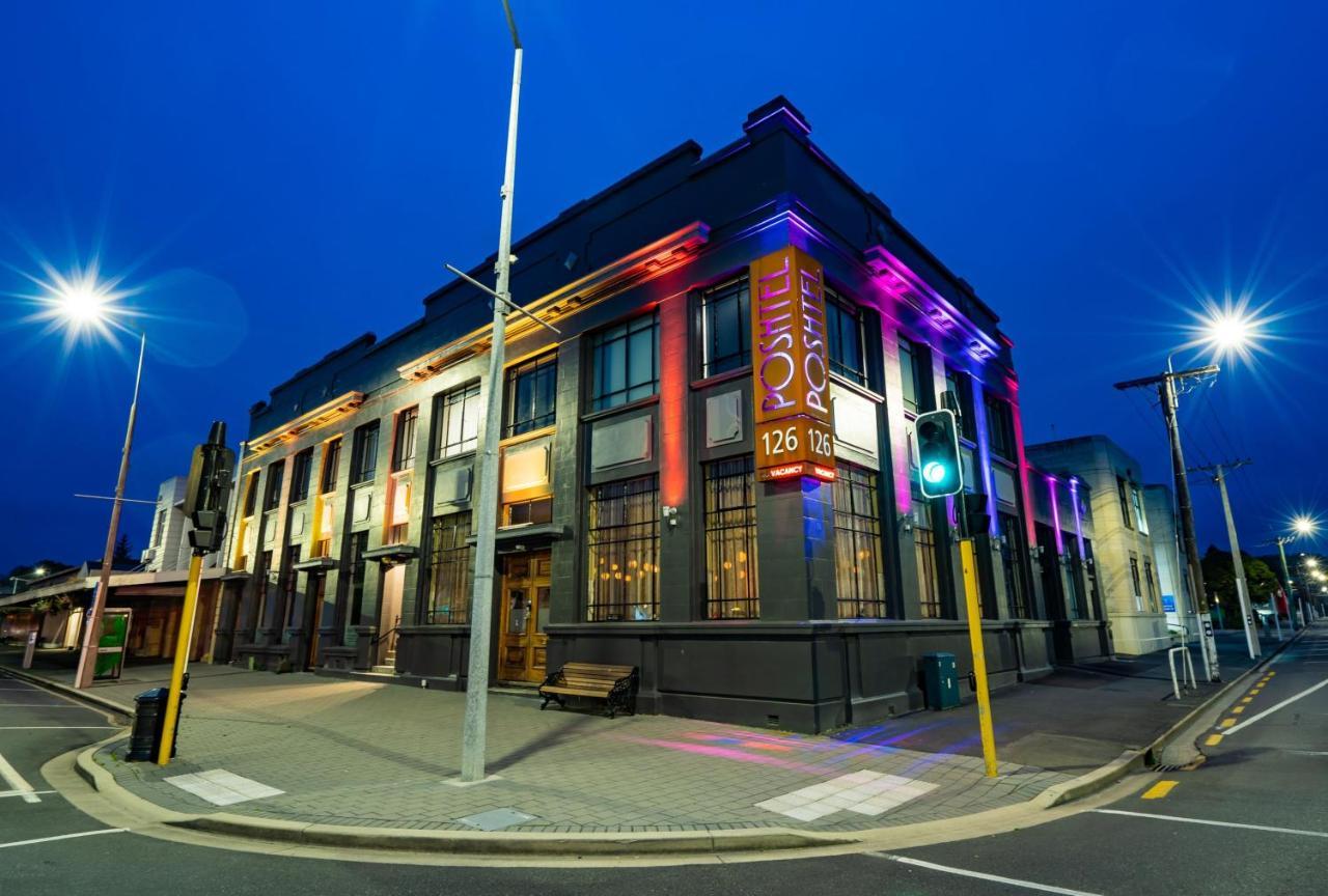 Poshtel Hotel Oamaru Exterior photo