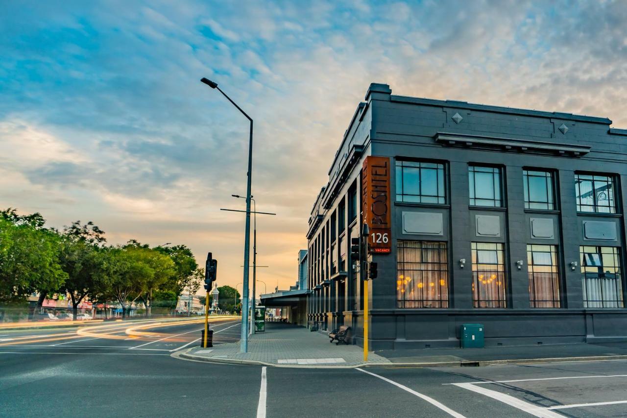 Poshtel Hotel Oamaru Exterior photo