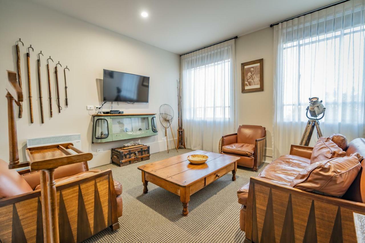 Poshtel Hotel Oamaru Room photo